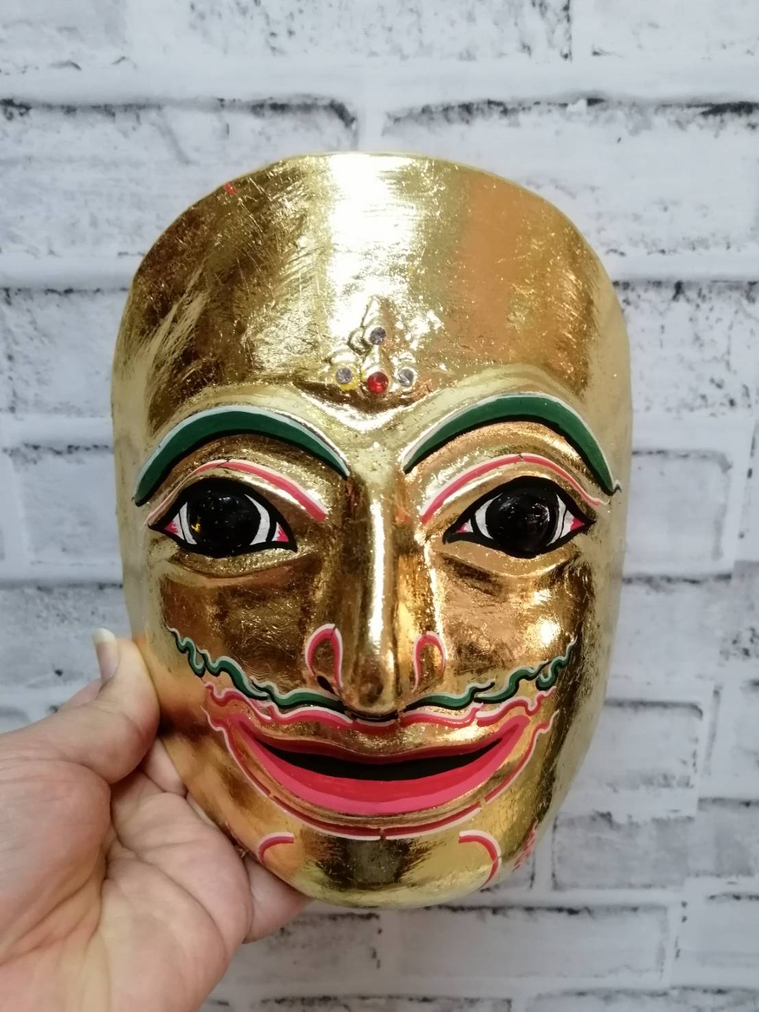 หน้ากาก พระลักษณ์ ใส่ตาแก้ว