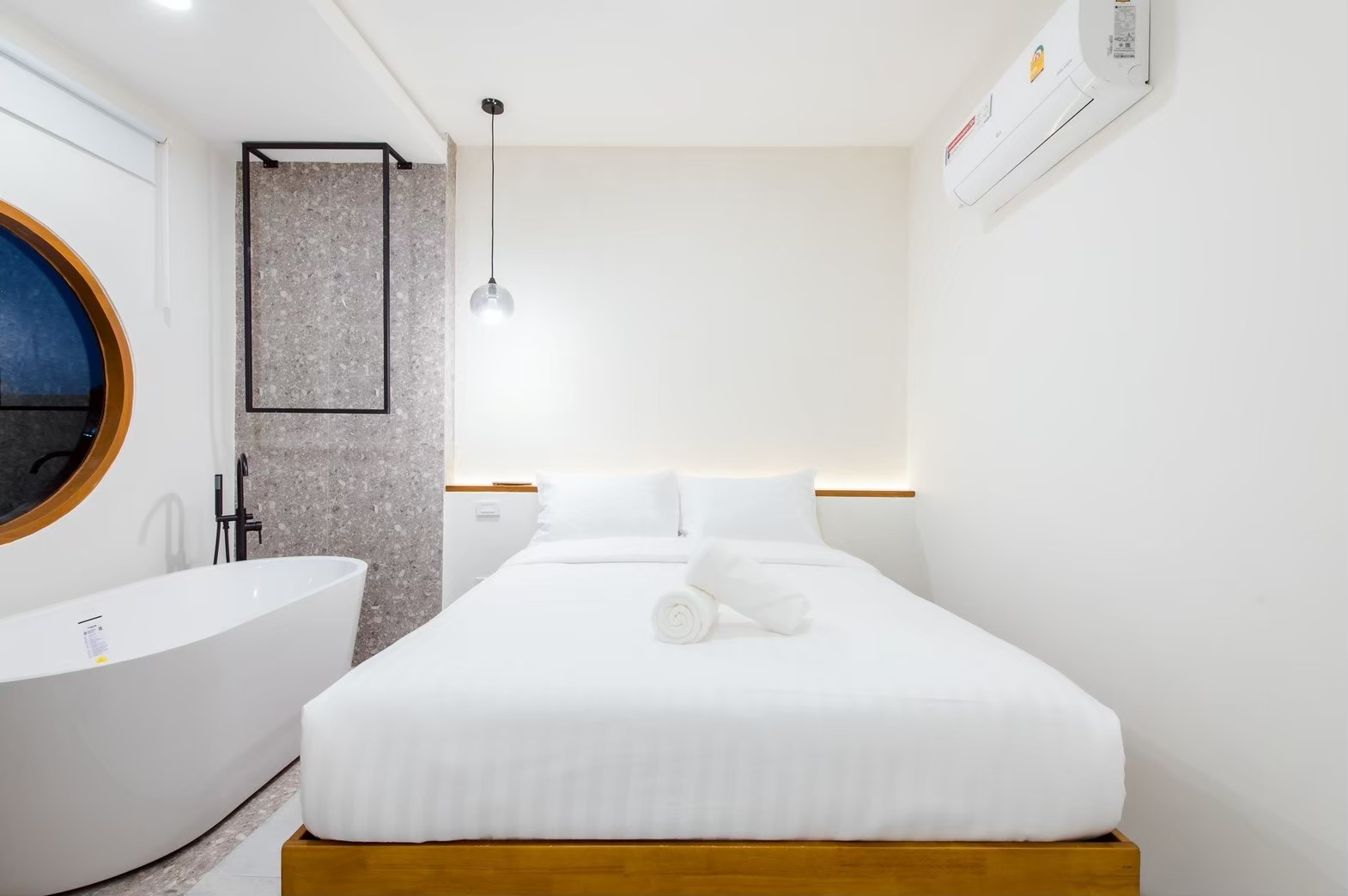 HR15052 บ้านพักใกล้ทะเล The Cube Villa Cha Am