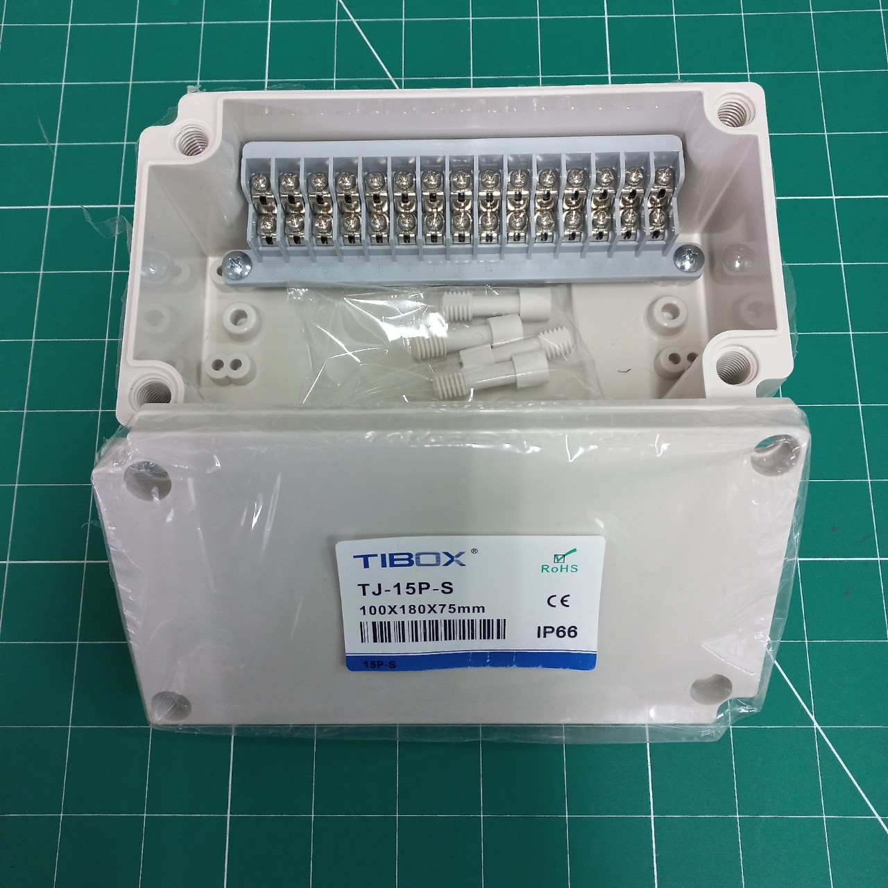 TIBOX TJ-15P-S กล่องพลาสติก พร้อมเทอร์มินอลบล็อก 15 ช่อง IP66 ขนาด 100x180x75 mm