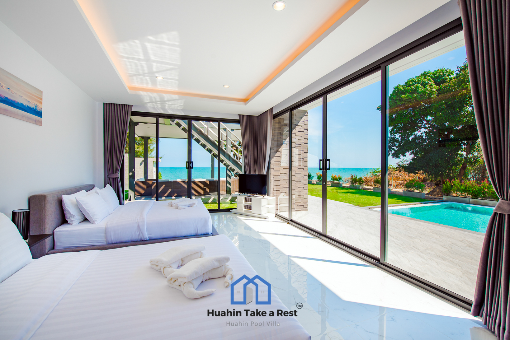 HR15039 บ้านพักติดทะเลหัวหิน The Premium Beach Villa Hua Hin