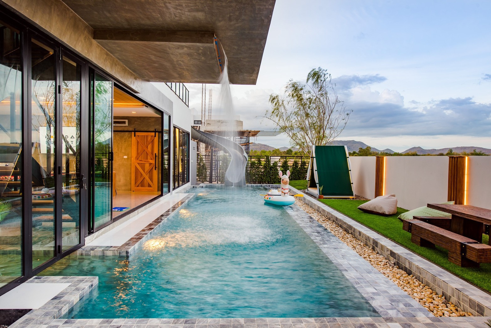 HR4039 บ้านพักหัวหิน บ้านโมเดิร์น สเปซ V.2