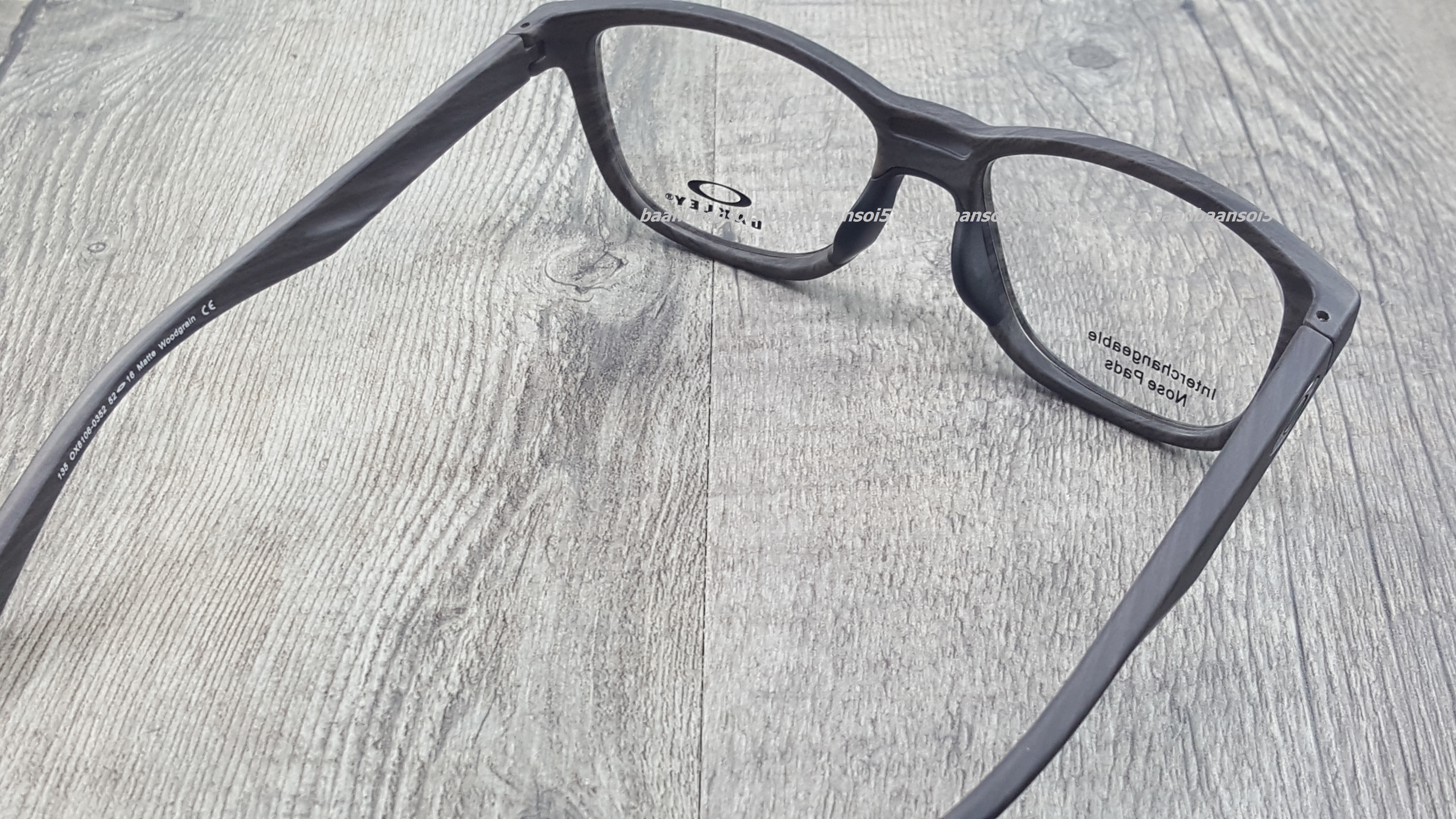 Oakley OX 8106-03 Woodgrain Optic Cross Step MNP โปรโมชั่น กรอบแว่นตาพร้อมเลนส์ HOYA ราคา 4,300 บาท