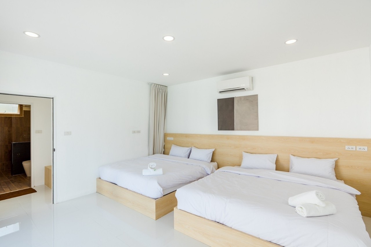 HR15080 The Bristol Beach Huahin Pool villa