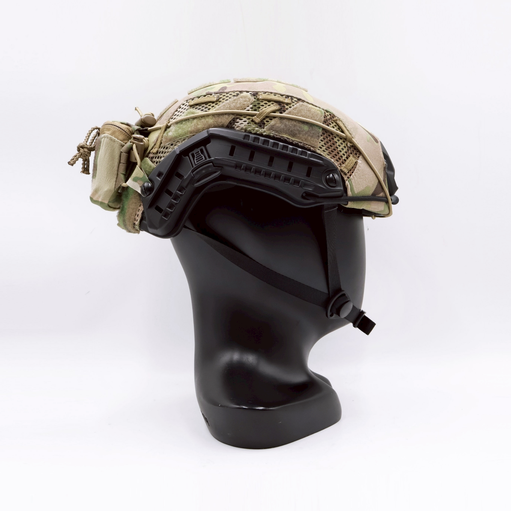 New. กระเป๋าติดหมวก WoSport SC HELMET POUCH ( HL- ACC -72 ) - ผลิตจากผ้า Cordura ขนาด 12 × 8.5 × 4.5 cm - กระเป๋าเป็นแบบ ซิปคู่ ( Double Zipper ) สะดวก ในการ เปิด-ปิด - สามารถใส่ กล่องแบตเตอรี่ของกล้อง Night Vision , กล้องติดหมวก หรือ อุปกรณ์ต่างๆที่มีขนา