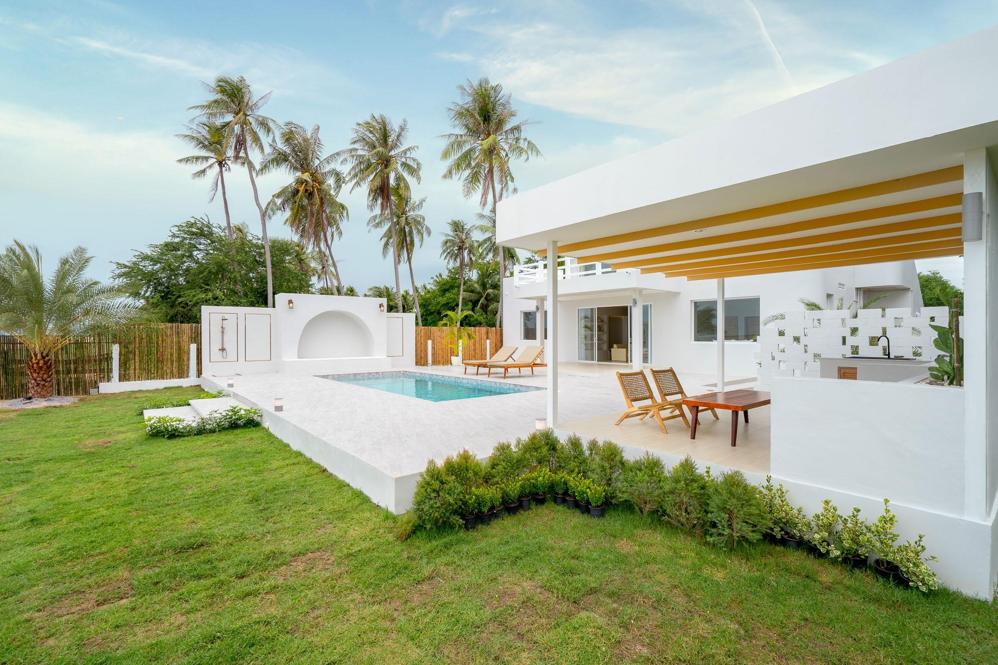 HR15048 บ้านพักติดทะเล กุยบุรี De Pana Beach Villa