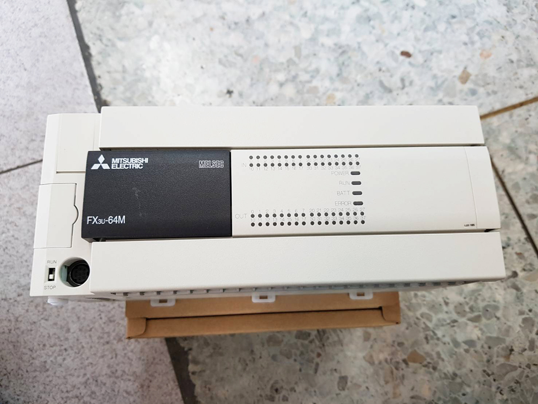 FX3U-64MR/ES-A PLC MITSUBISHI 32 IN/32 OUT AC/DC/RELAY