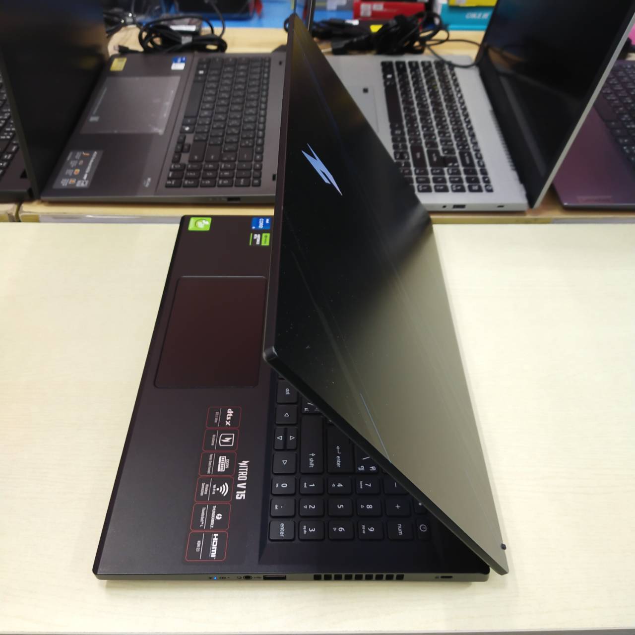 ACER NITRO V15 ANV15-51-55NS สภาพเครื่อง 99% ติดฟิล์มกันรอยหน้าจอแล้ว (ประกันศูนย์ Onsite 14/01/2028) (ประกัน J.I.B 27/03/2028)