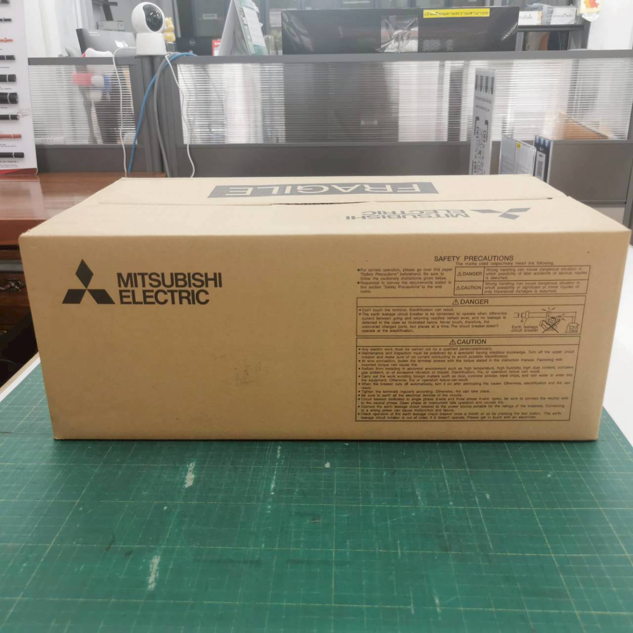 เบรกเกอร์ NF800-CEW 3P 800A มิตซูบิชิ MCCB MITSUBISHI NF800CEW 800A 3P