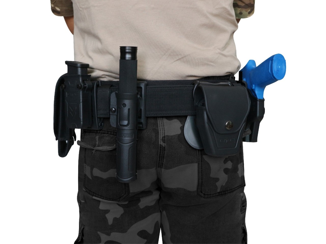 (fire)(fire) (new).........สินค้าใหม่ (fire)(fire) เข็มขัดนวม Sector7 หัว Safety-Lock ☀️ ผลิตจากผ้า Cordura 1000D ☀️ 1 ชุด ประกอบด้วย เข็มขัดสายแข็ง + รองนวมนิ่มอย่างดี ☀️ ตัวเข็มขัดออกแบบมาเพื่อติดตั้งและรองรับน้ำหนักของ อุปกรณ์ยุทธว