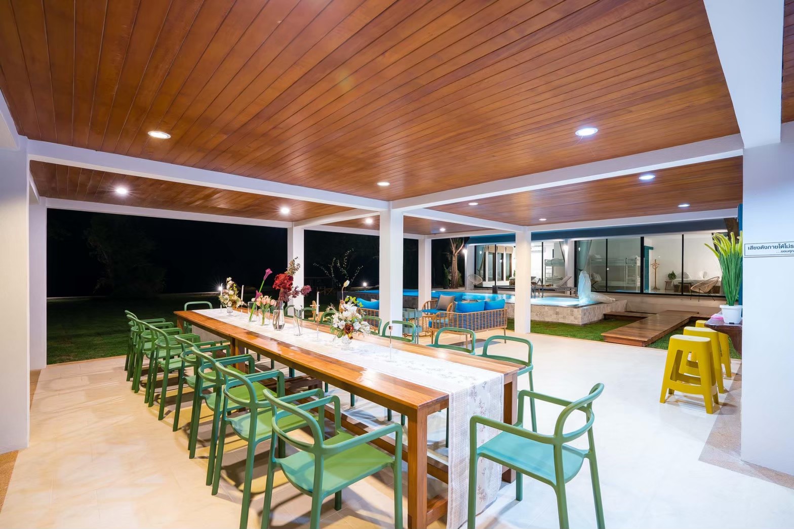 HR15050 บ้านพักติดทะเล The Century Beach Villa Cha Am