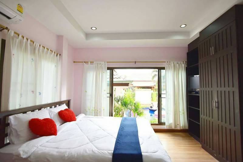 HR3011 บ้านหัวหินณาราย่า คาราโอเกะ ไฟเทค