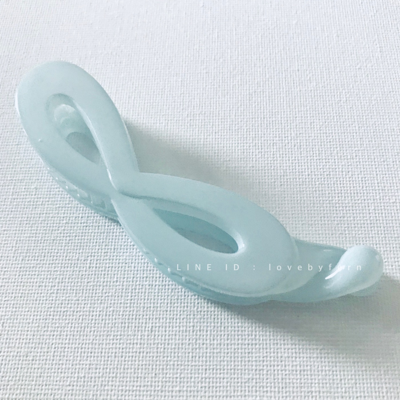 กิ๊บกล้วยเกาหลี สีเจลลี่มิ้นท์ ทรงคลาสสิค ขนาด 10 cm สวยน่ารัก มินิมอล สำหรับผมปกติ-หนา ติดแน่น ไม่บาดผม #MadeinKorea #lovebyfern