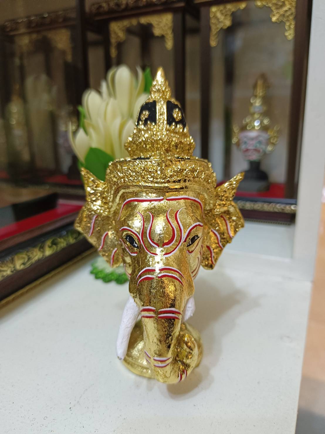 พระพิฆเนศ ขนาดจิ๋ว (ทอง) ตั้งหน้ารถ (พรีเมี่ยม) พร้อมฐานปิดทอง (เรซิ่น)