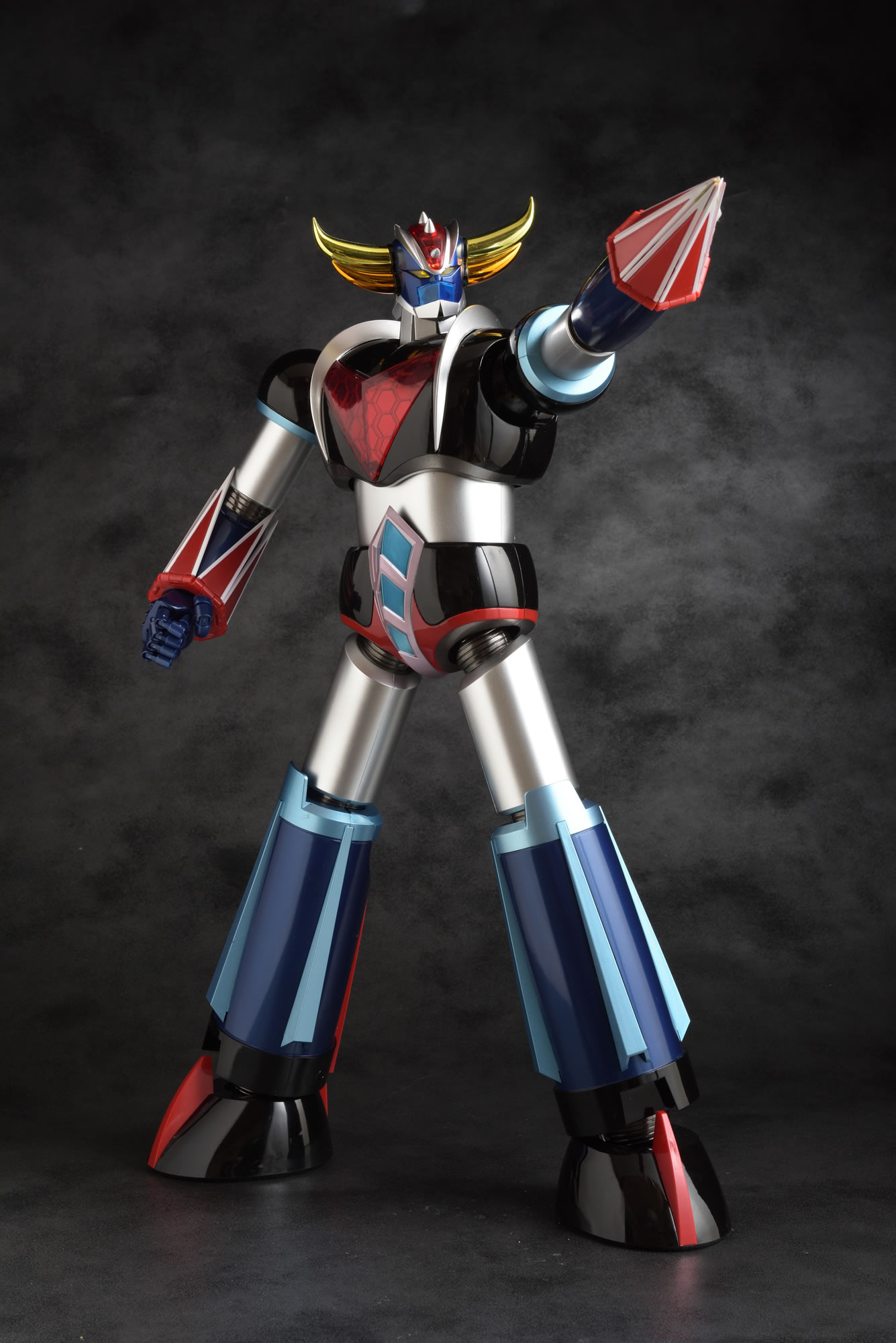 เปิดจอง : GRAND ACTION BIGSIZE MODEL GRENDIZER RENEWAL Ver