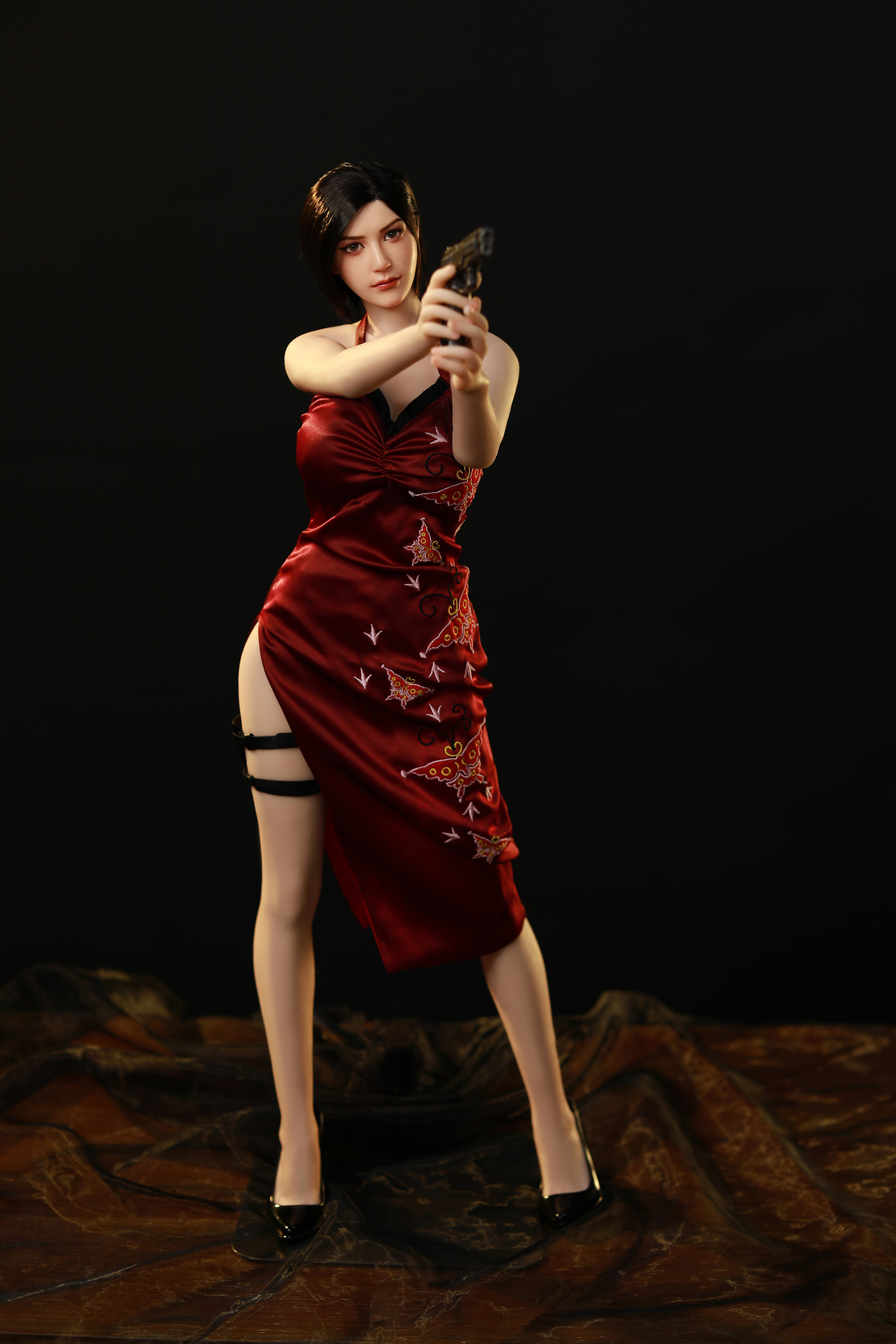 เปิดจอง : Ada Wong