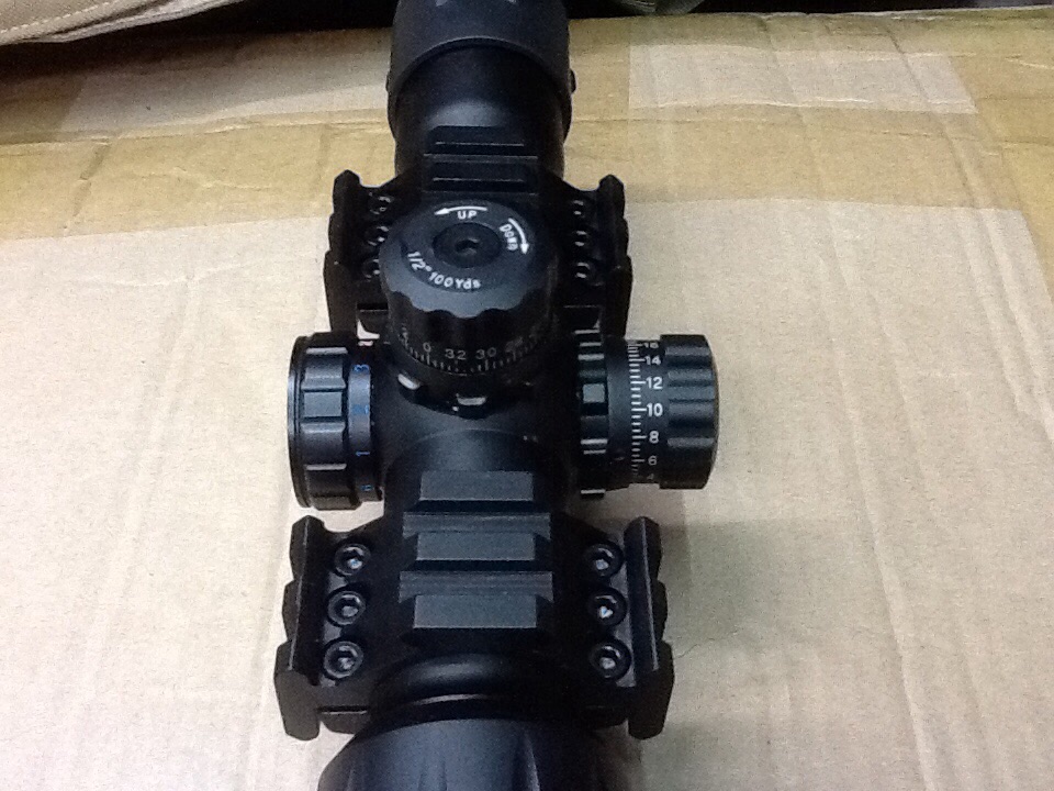 กล้องเล็งไว Scope ANS Optical 1.5-4x30 CQB