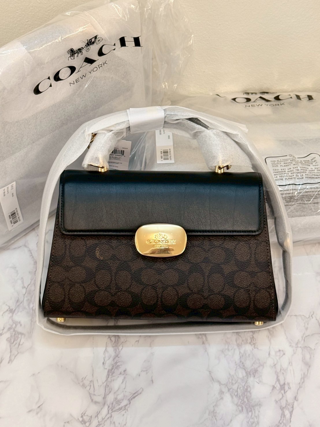 กระเป๋าสะพายข้าง Coach แท้ รุ่นCW012