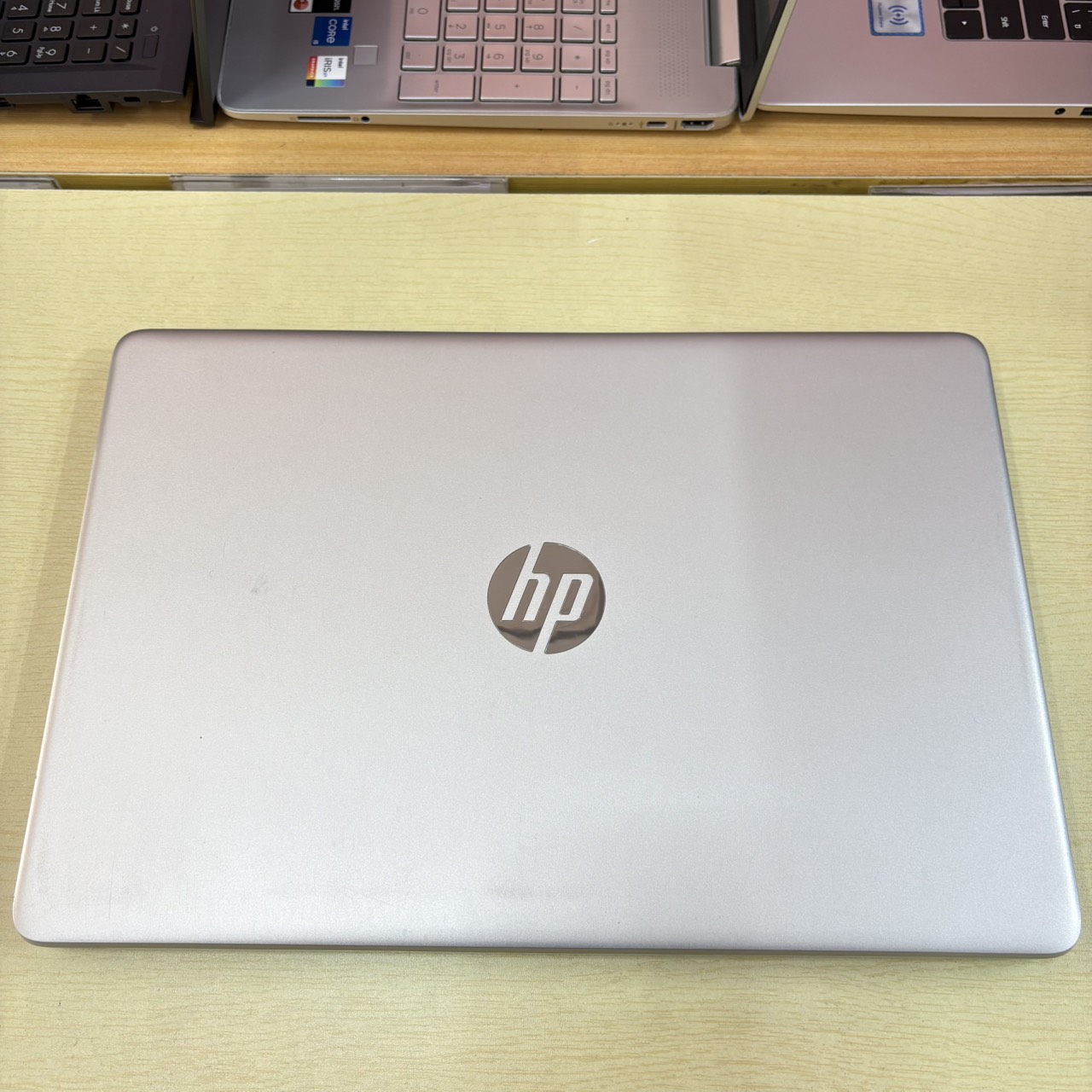 HP 15S – DU2057TX สภาพเครื่อง 85%