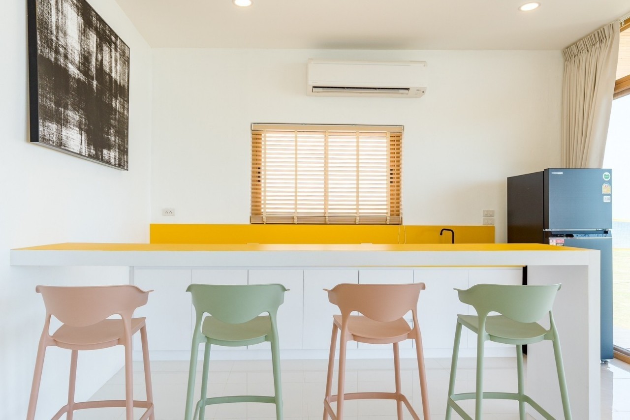 HR15080 The Bristol Beach Huahin Pool villa