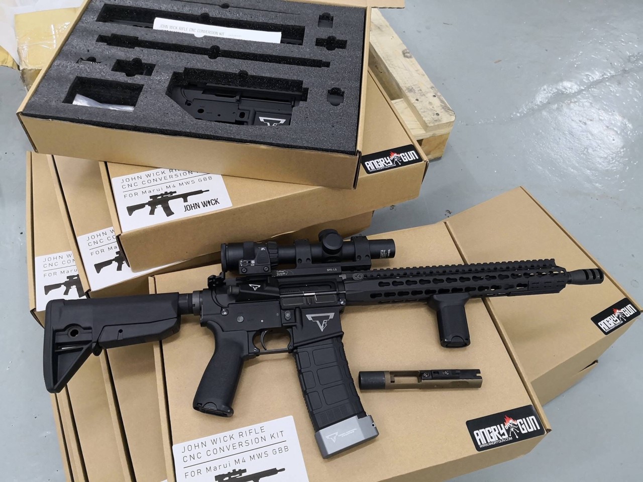 Everything has a price (ทุกอย่างมีราคา) “john wick ได้กล่าว 😎” Preorder 3x,xxx Baht ( ชุด kit สำหรับ marui mws ) JOHN WICK RIFLE CNC CONVERSION KIT FOR MARUI M4 MWS GBB RELEASE DATE: MARCH 2019 First Batch: 30pcs (Limited Supply) MATERIAL: ALUMINI