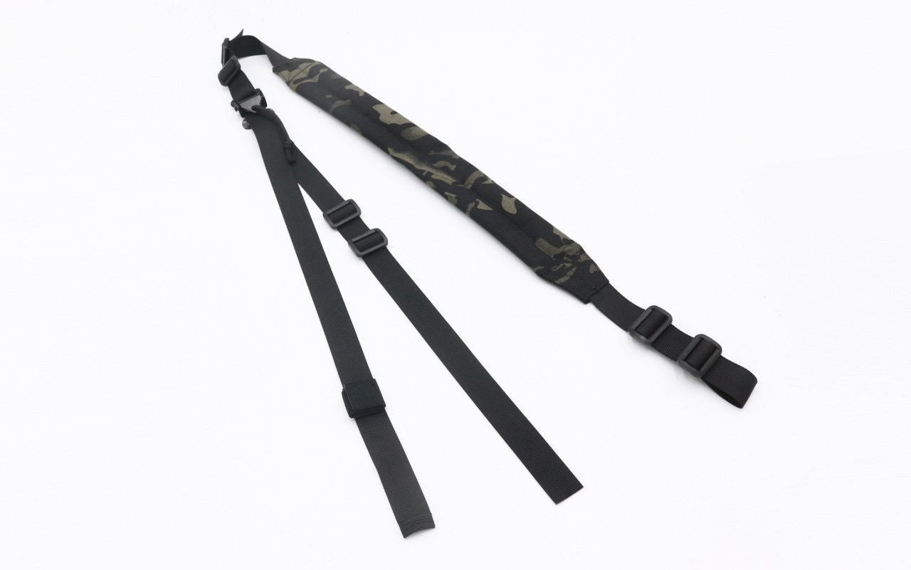 (star)สินค้ามี สีพรางดำ เข้ามาใหม่ค่ะ (fire)สายสะพาย Viking MK2 ( Viking MK2 Padded Sling ) 🔗 ผลิตจากผ้า Nylon 1000D 🔗 สายสะพาย 2 จุด แบบอเนกประสงค์ ปรับใช้งานกับ M16, M4, ลูกกรด, ลูกซอง และอื่นๆ ได้ 🔗 มี Quick Pull Adjust buckle ป