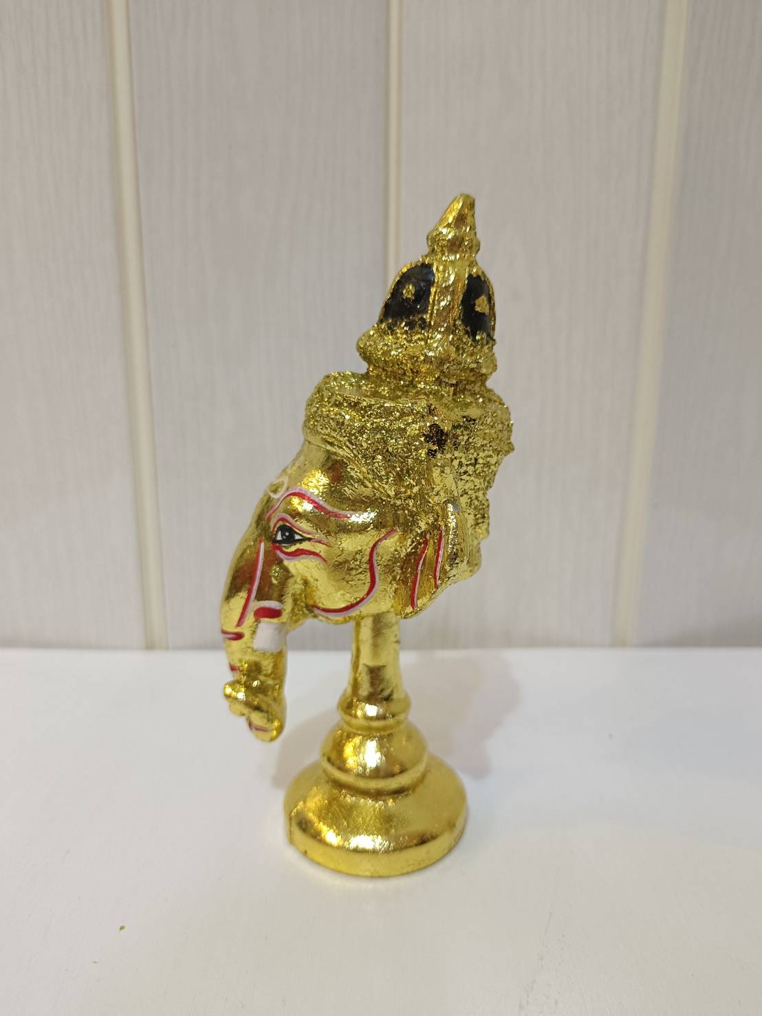 พระพิฆเนศ ขนาดจิ๋ว ขนาดตั้งหน้ารถ พร้อมฐานปิดทอง (สีทอง)