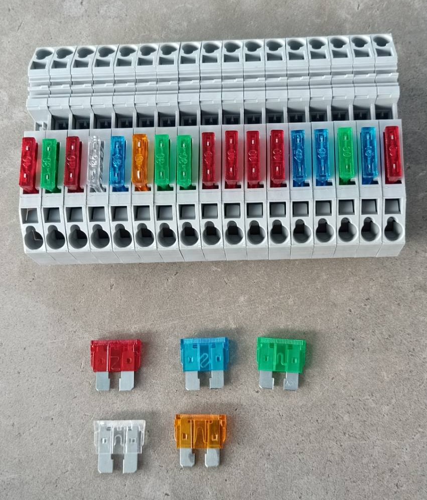 TERMINAL FUSE WAGO เทอร์มินอลฟิวส์ แบบใช้ฟิวส์รถยนต์ (แบบใหญ่) 282-696