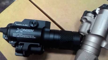 New.Surefire X400V LED WeaponLight W/ Red Las ราคาพิเศษ