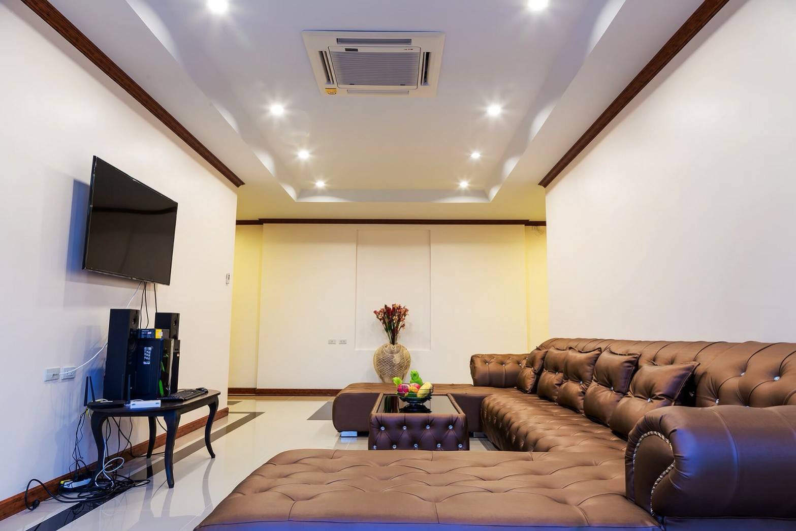 HR10101. บ้านพักชะอำ บ้าน The Grand Villa Cha Am