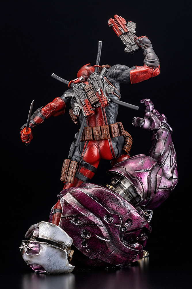 เปิดจอง : DEADPOOL FINE ART STATUE SIGNATURE SERIES -Featuring the Kucharek Brothers-
