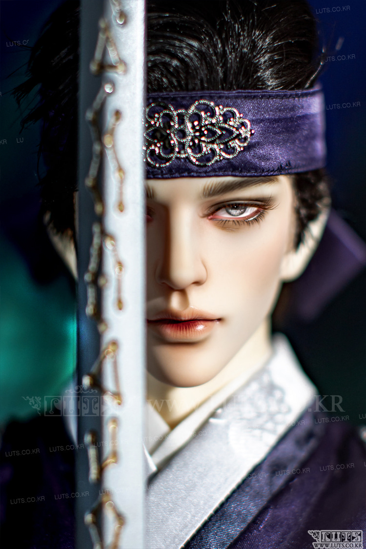 GYEONU Crown Prince Violet