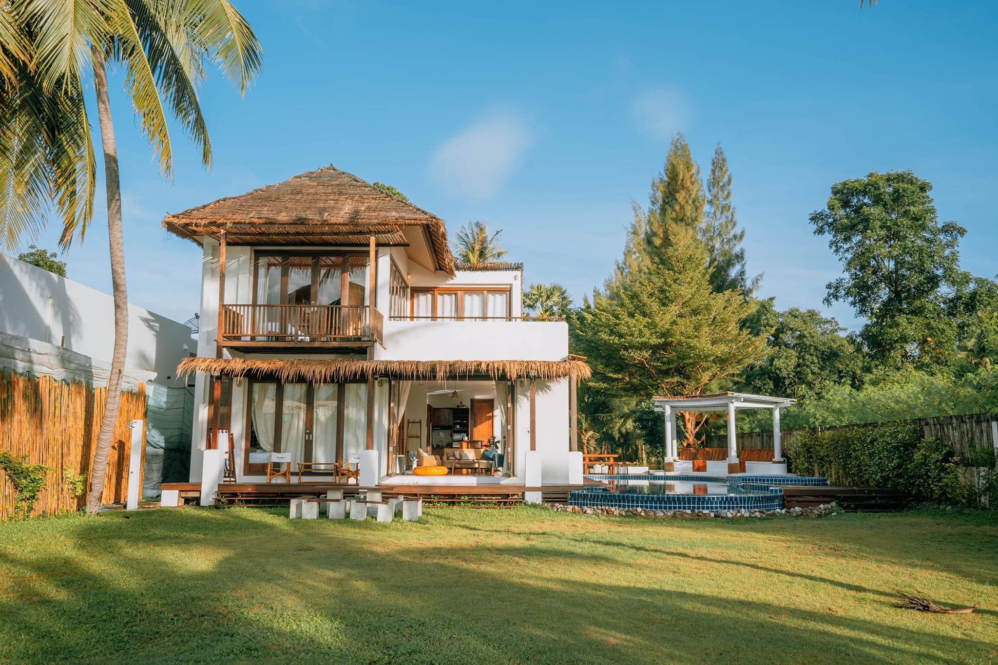 HR15061 บ้านพักติดทะเล The Pamila Beach Villa Kuiburi
