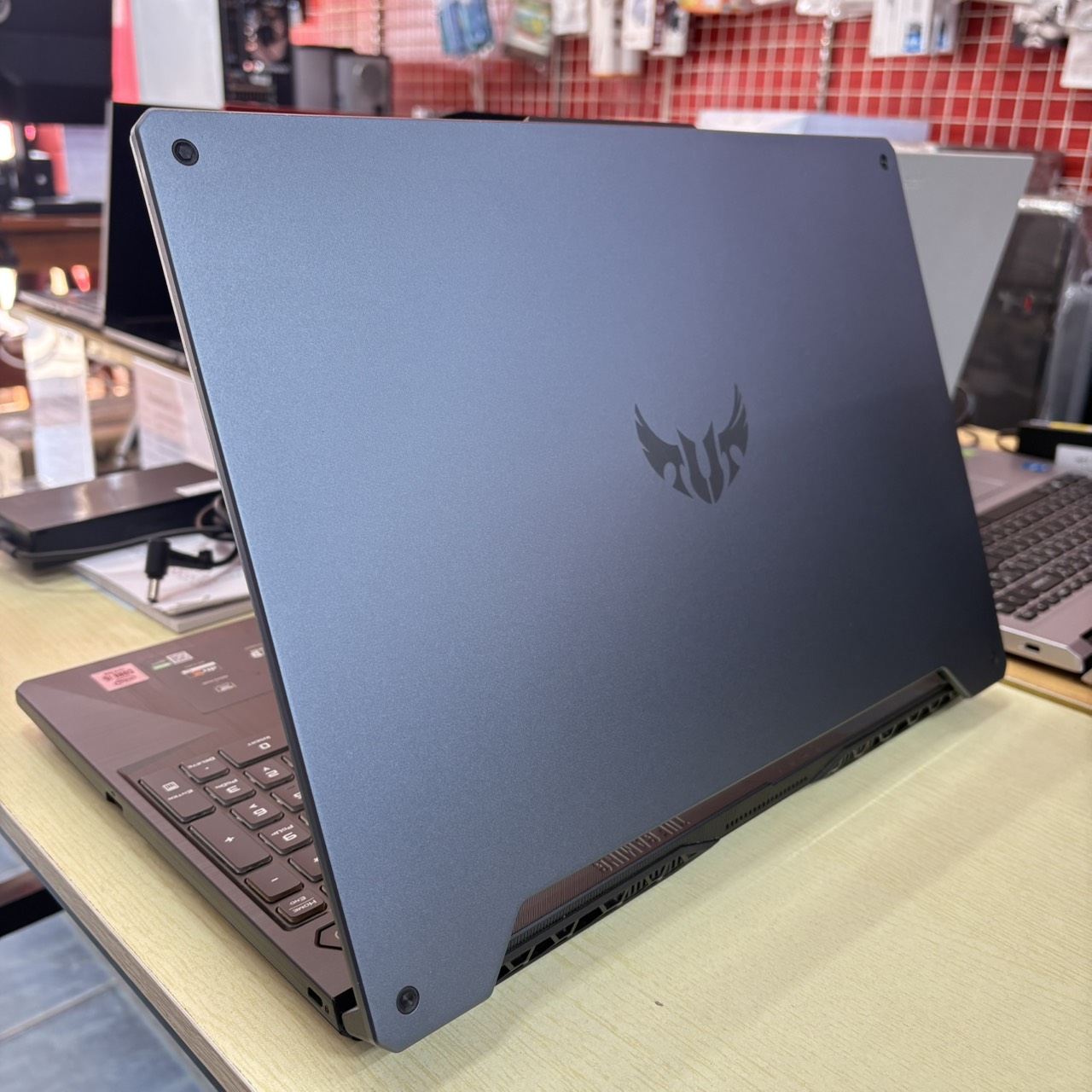 ASUS TUF GAMING F15 FX506LH-HN002T สภาพเครื่อง 90%
