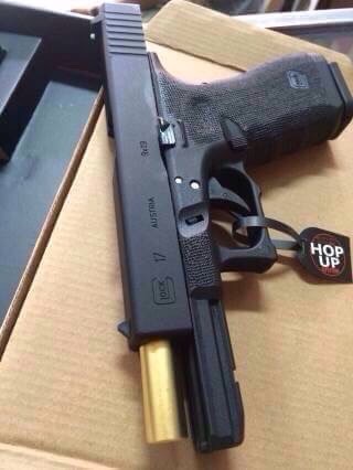 New.สินค้ามาใหม่ ปืนสั้น VFC GLOCK17 Full Marking ท่อในมี 3 สี สีดำ / สีเงิน / สีทอง ราคาพิเศษ