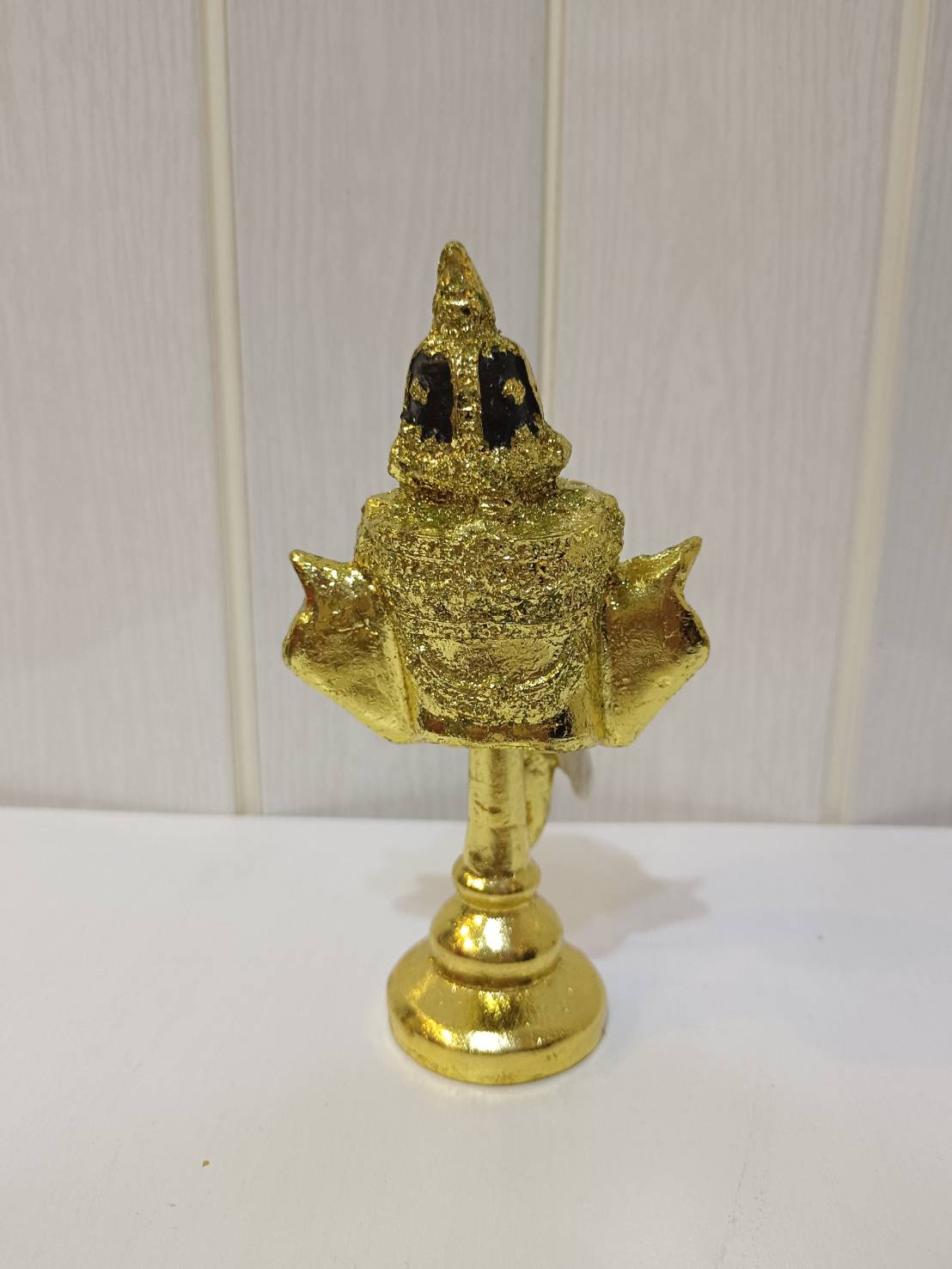 พระพิฆเนศ ขนาดจิ๋ว ขนาดตั้งหน้ารถ พร้อมฐานปิดทอง (สีทอง)