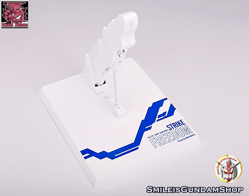 MG 1/100 Strike Freedom Ver.MB[โมจีนMomoko]