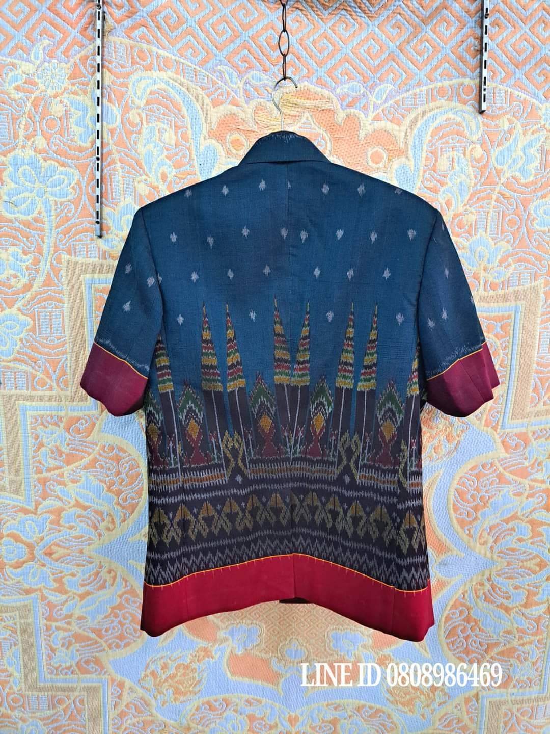 เสื้อสูทชายผ้าฝ้ายมัดหมี่แท้มัดหมี่ตีนแดงทอมือ เสื้อสูทชายฝ้ายแท้ สูทผ้าไทยชาย ซาฟารีผ้าไหมชาย สูทผ้าฝ้ายมัดหมี่ตีนแดง,สูทผ้าไทย ซาฟารีชาย ตามภาพ L