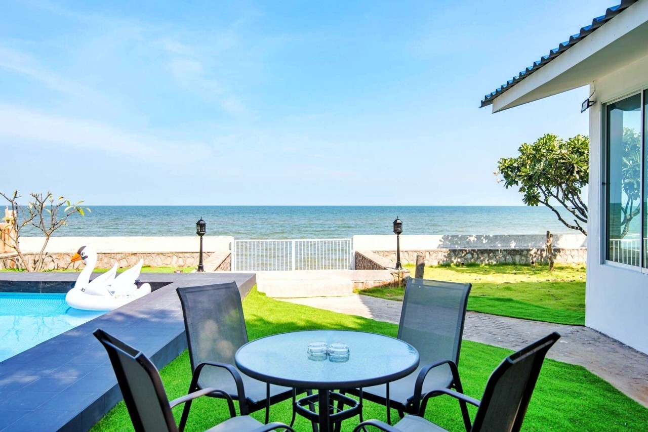 HR15028 บ้านพักหัวหิน บ้านเดอะคลาส บีช วิลล่า