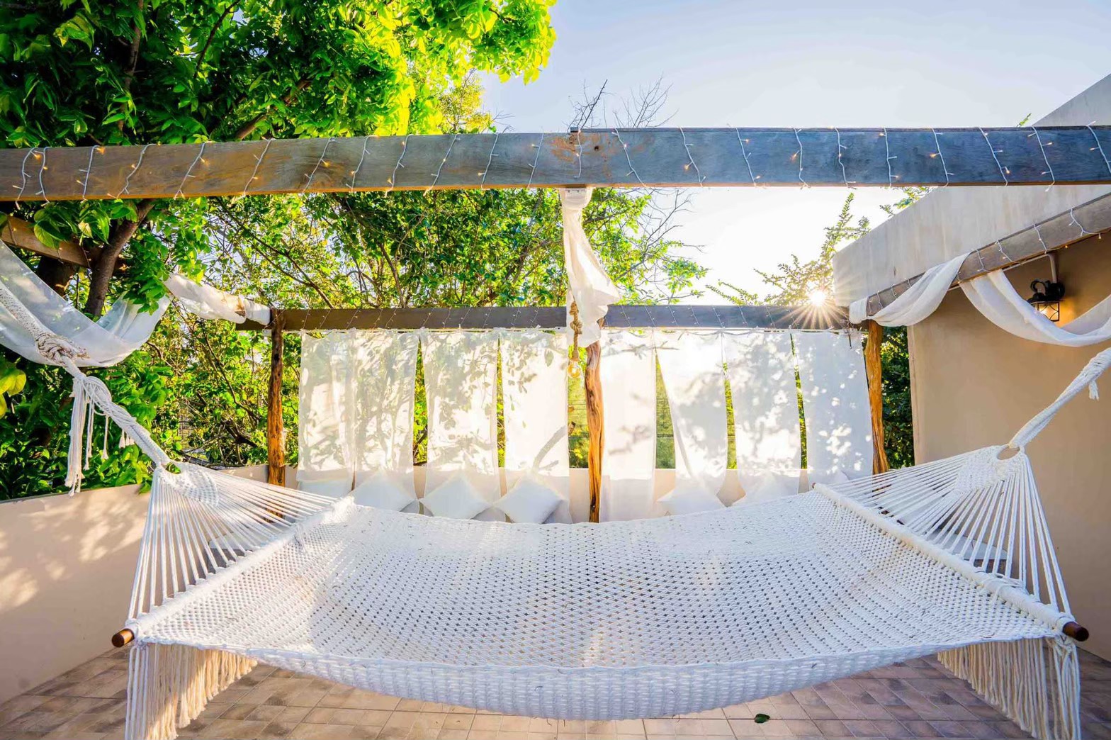 HR15064 บ้านพักติดทะเล The Ocean Beach Villa, Sam Roi Yod.