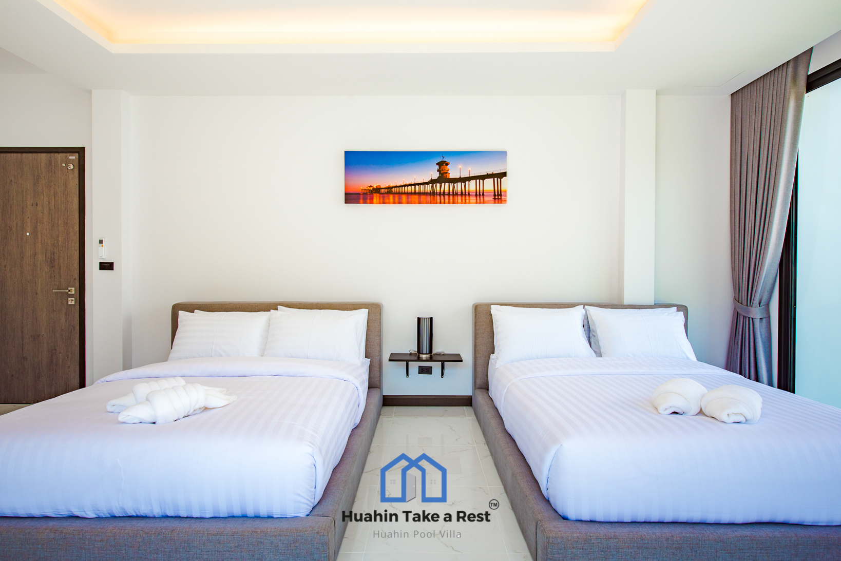 HR15039 บ้านพักติดทะเลหัวหิน The Premium Beach Villa Hua Hin