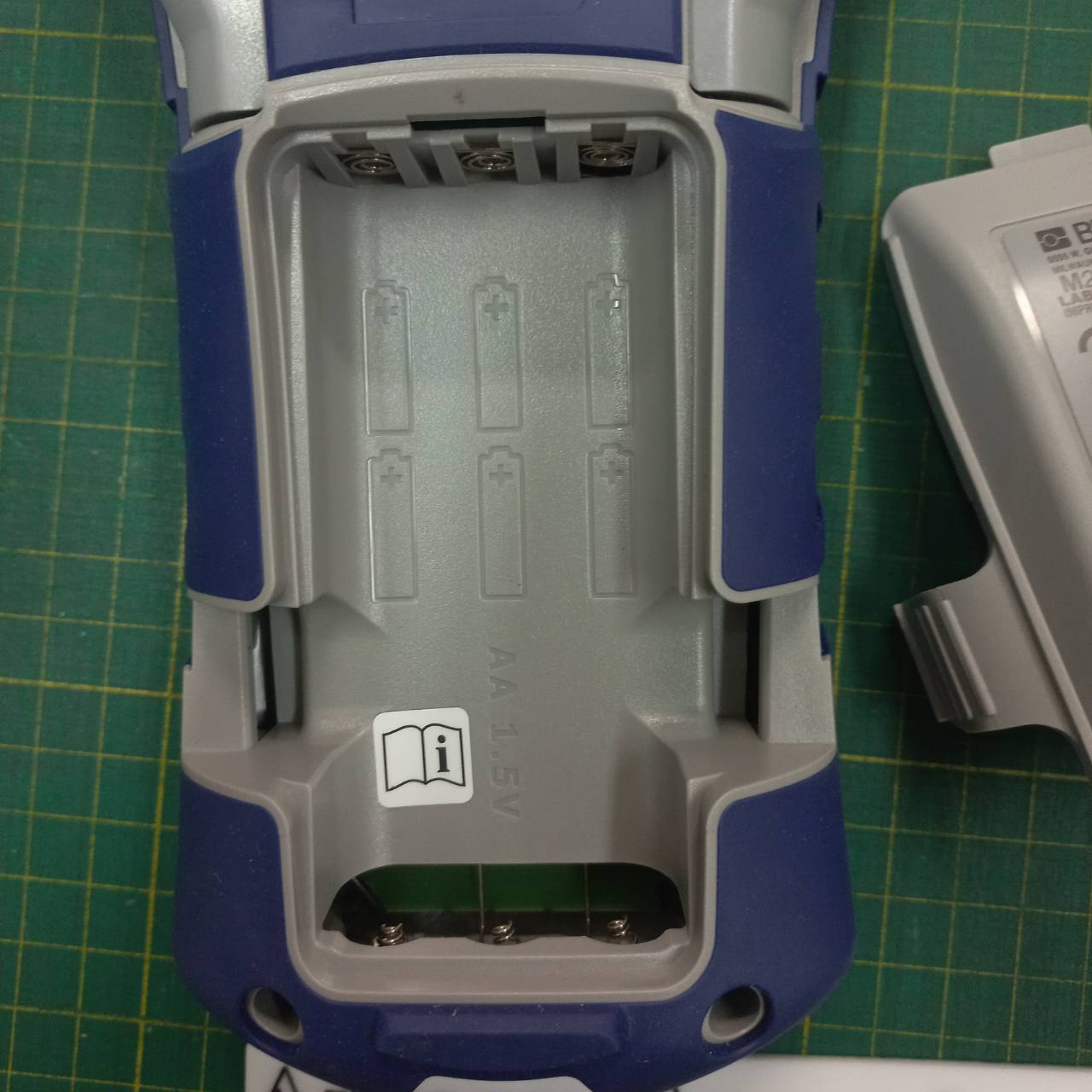 เครื่องพิมพ์สติ๊กเกอร์ BRADY M210-LAB - BRADY LABEL PRINTER