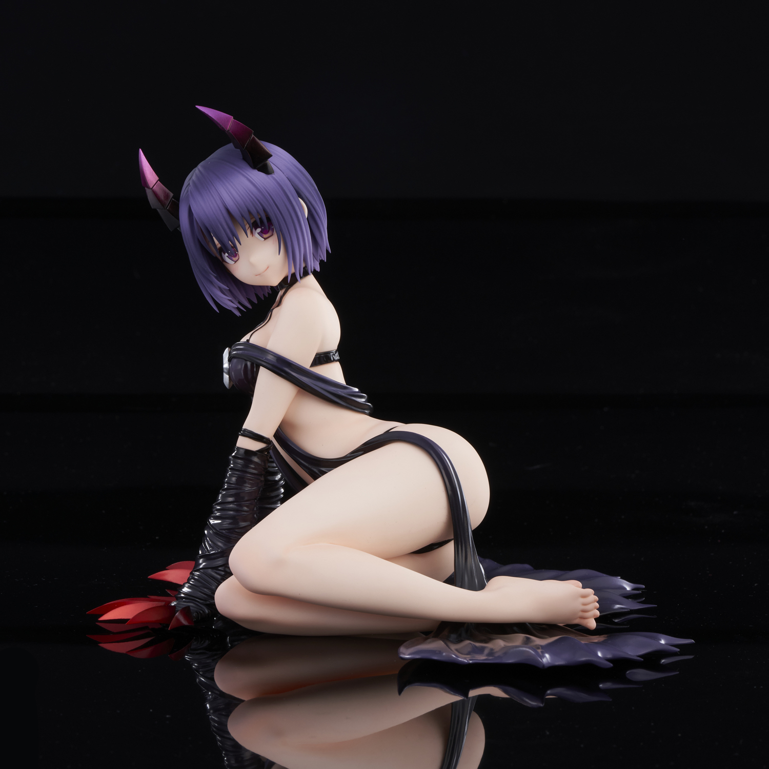 เปิดจอง : Haruna Sairenji Darkness version. LIMITED