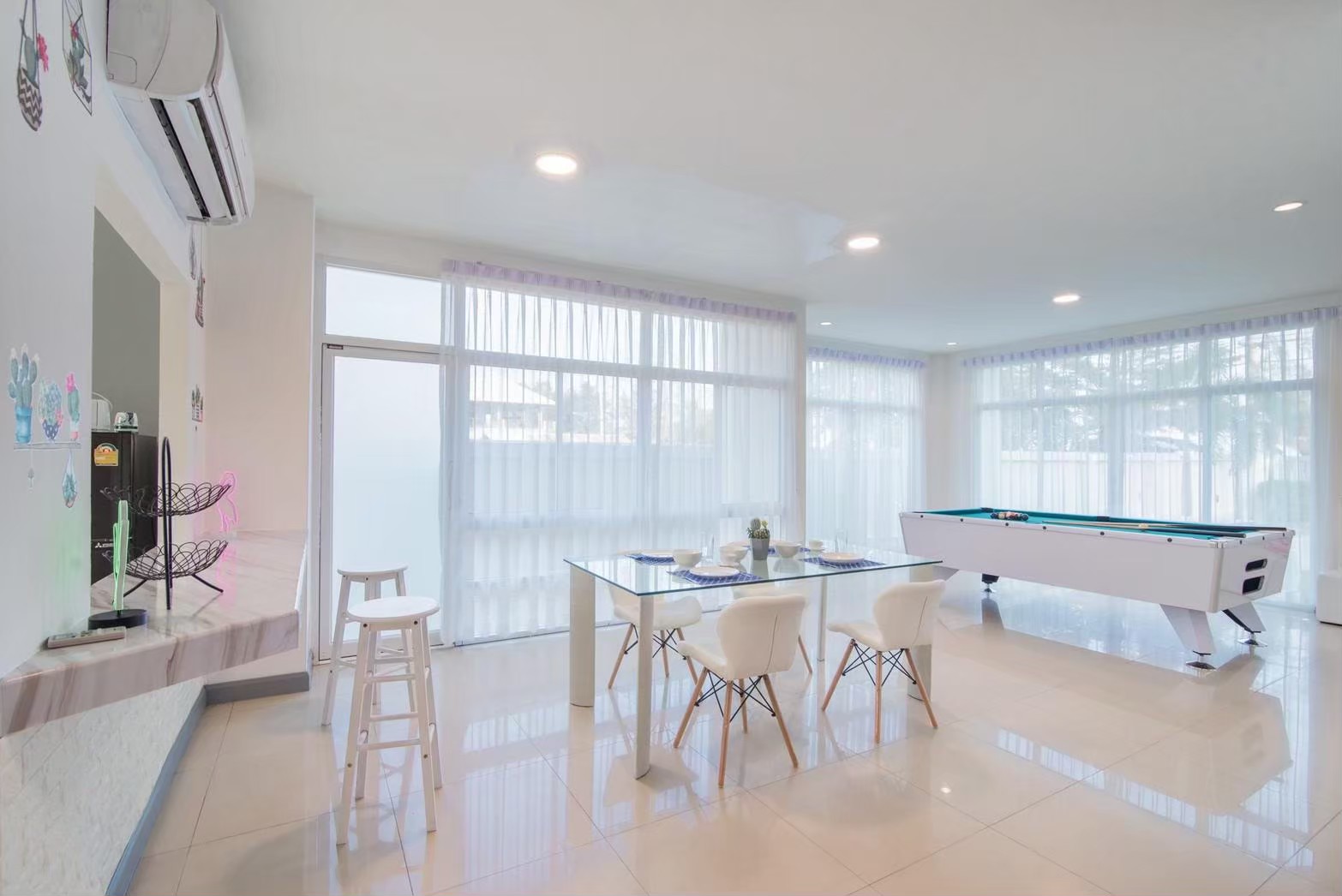 HR15046 บ้านพักติดทะเล The Sandy Beach Villa