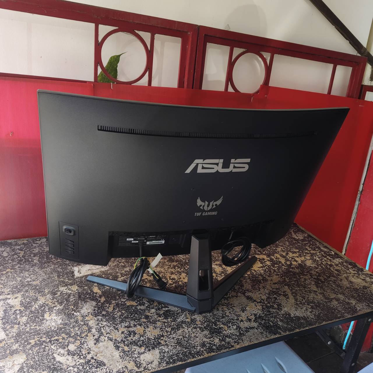 LED 31.5" CURVED ASUS VG32VQ1B VA 2K 165Hz HDMI + DP + ลำโพงในตัว ประกันศูนย์ 11/9/2026