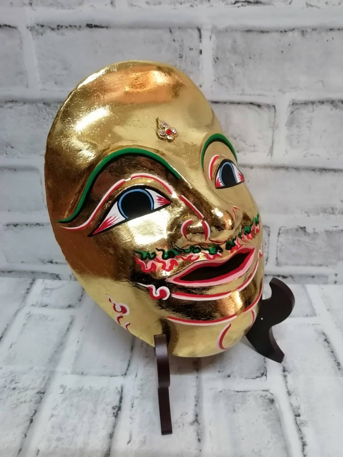 หน้ากาก พระลักษณ์