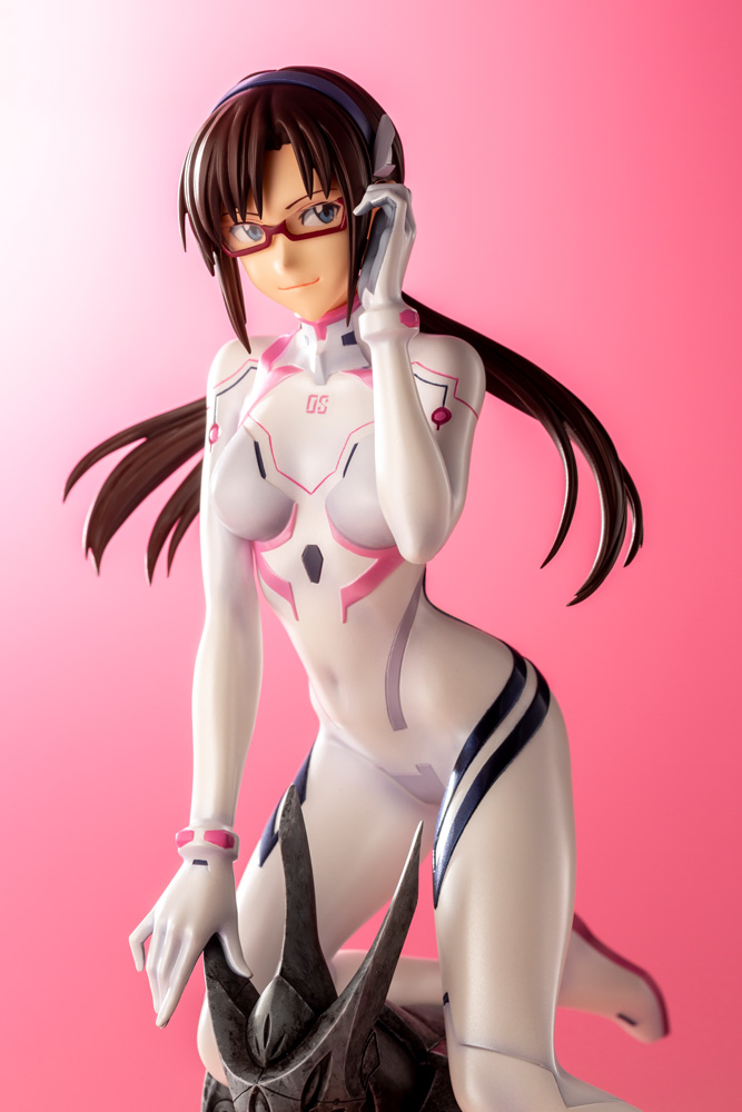 เปิดจอง : Mari Makinami Illustrious White Plugsuit ver.