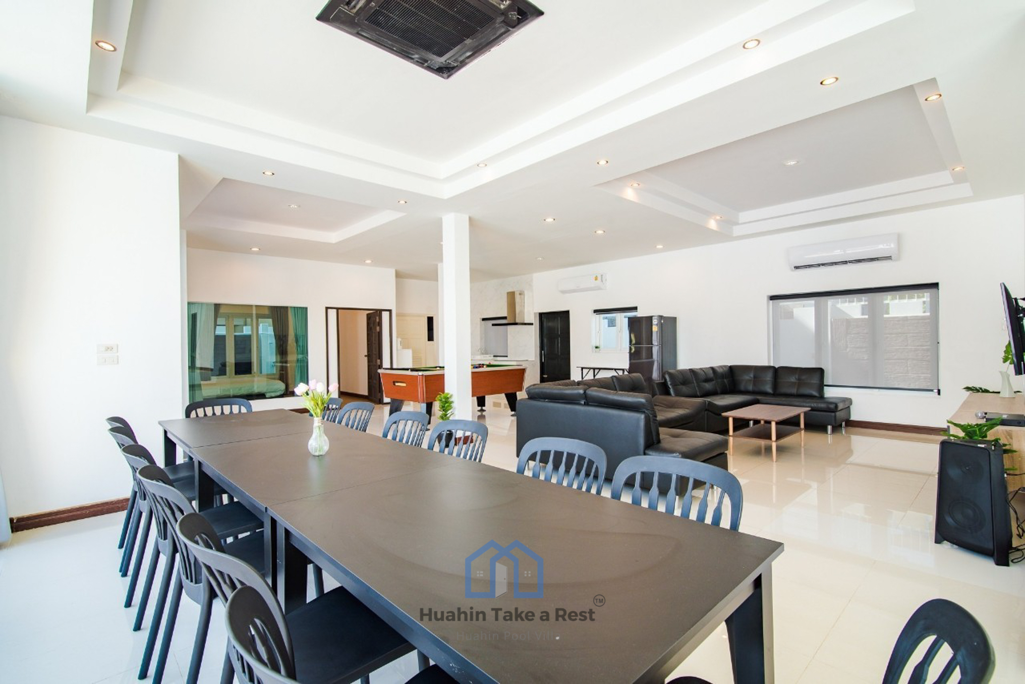 HR15036 บ้านพักหัวหิน บ้านวี วิลล่า เนียร์บีช