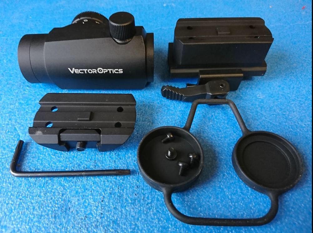 Vector Optics Maverick 1x22 ปรับความเข้มของเป้าได้11ระดับ มาพร้อมกับขาสูงและขาเตี้ยให้เลือกใช้งาน สามารถใช้ร่วมกับNight Visionได้ ใช้ถ่านCR2032 จำนวน1ก้อน รองรับ .223 .308 7.62 .3006 .300win 9mm .45ACP pistols .22 ลูกซองขนาดลำกล้อง20ga และ 12ga ราคา 3,500