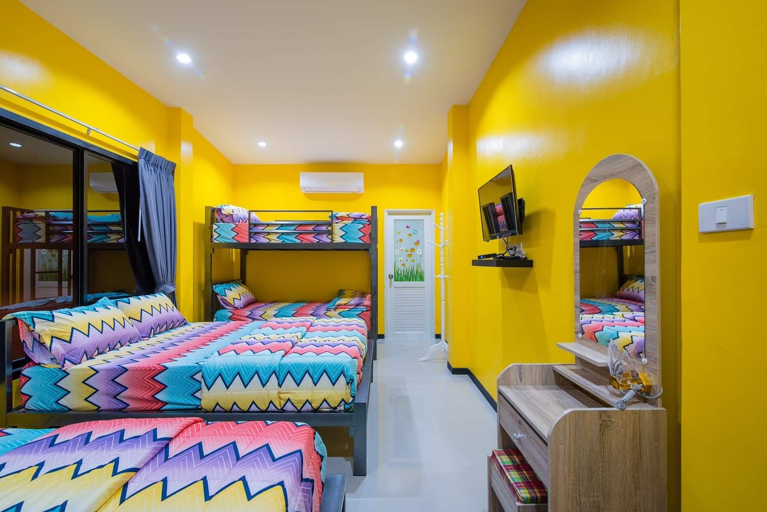 HR6007 บ้านพักชะอำ บ้านทริปเปิ้ล