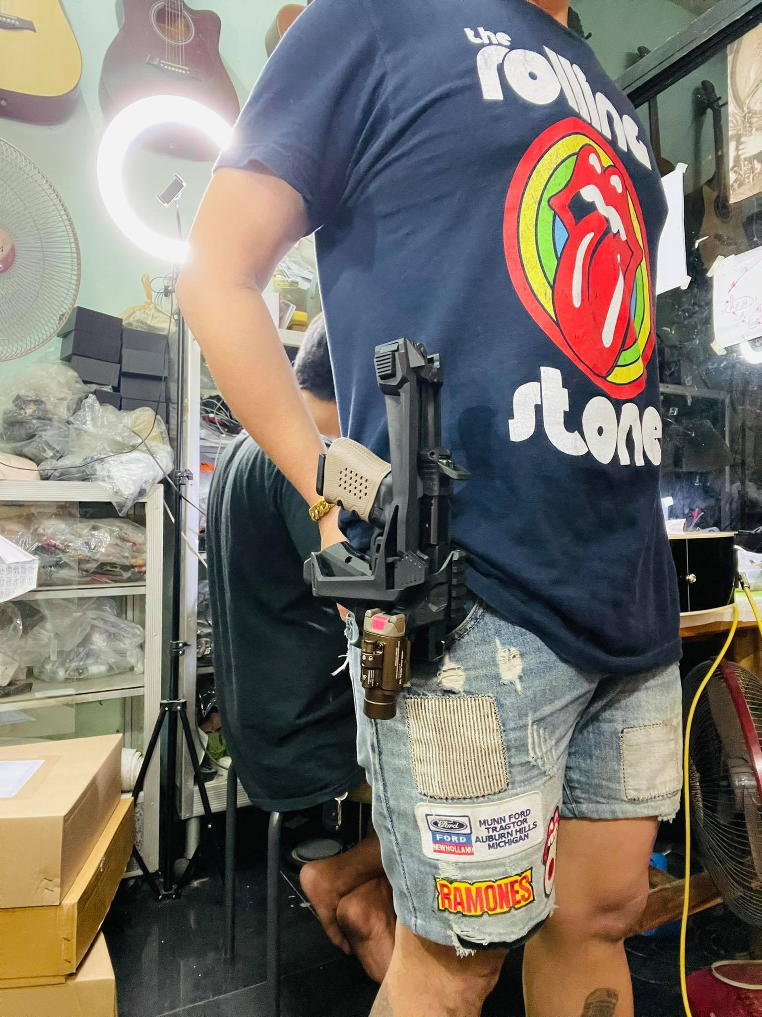 ชุดประกอบปืนสั้น Recover 20/20 สำหรับ Glock (Recover Tactical® 20/20 Stabilizer Kit for Glock) รุ่น Full Kit สำหรับปืน : Glock17,19,34 （ทุกเจน) คุณสมบัติ : วัสดุผลิตจากโพลิเมอร์ คุณภาพสูง ทนความร้อนได้ดีเยี่ยม ขนาดเล็กกระทัดรัด น้ำหนักเบา ติดตั้งง่าย เพีย
